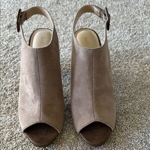 Kelly & Katie Women's Tan Peep-Toe Shoes